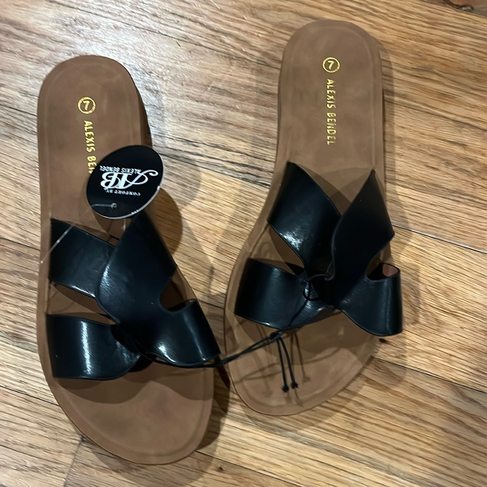 NWT - Alexis Bendel Black Leather Sandals - Size 7